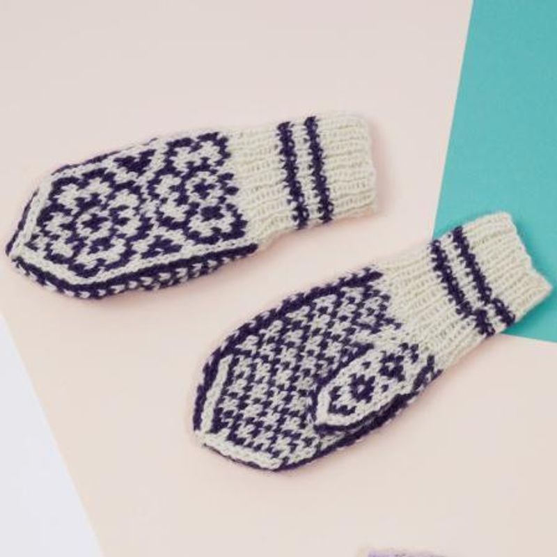 437-1 Vott med Appelsinarose til barn, dame og herre oppskrift